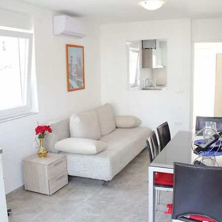 Pearl Of Novalja Apartment Ngoại thất bức ảnh